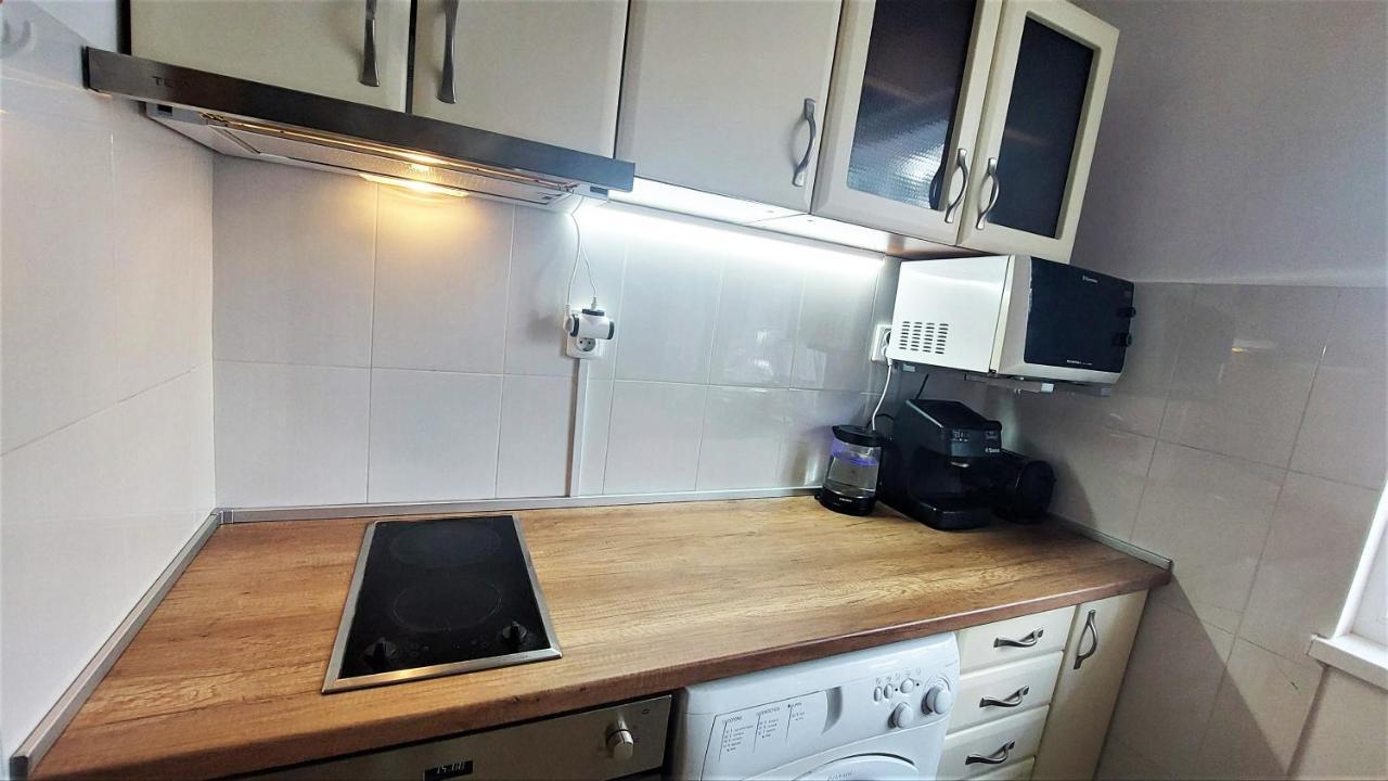 3 Rooms Apartment, Top Center, 1St Floor, Aubg, Free Parking, Pc I5 Ssd, 3 Led Tvs 200 Channels, Wifi, Terrace, Easy-Late Check-In, Stay Before Greece Blagoevgrad Extérieur photo