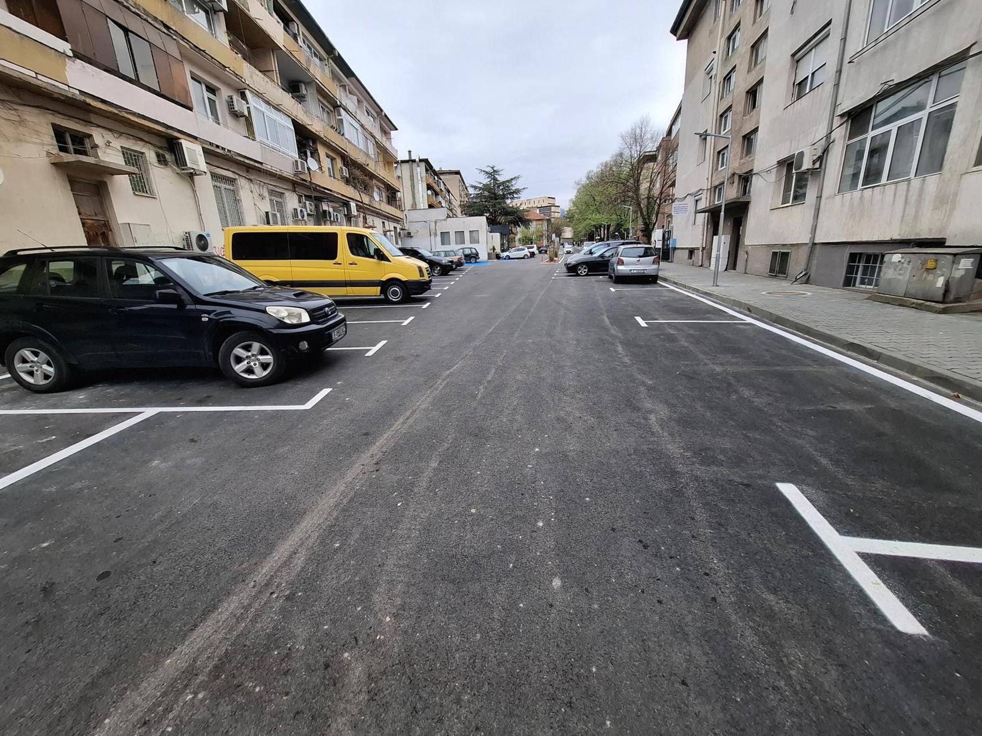 3 Rooms Apartment, Top Center, 1St Floor, Aubg, Free Parking, Pc I5 Ssd, 3 Led Tvs 200 Channels, Wifi, Terrace, Easy-Late Check-In, Stay Before Greece Blagoevgrad Extérieur photo